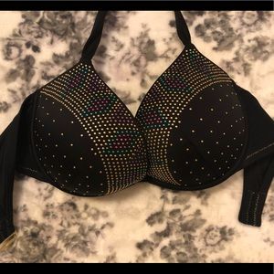 Closet Clean Out! Bundle and save!